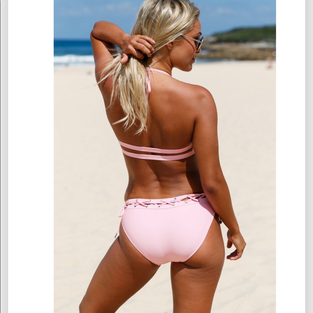 🔥ALL LACED UP🔥Halter Bralette Bikini Two Piece Swimsuit Pink S/M/L NWT - Picture 3 of 5